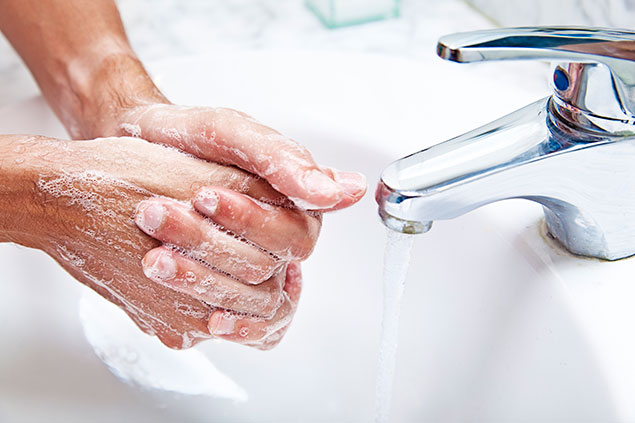 A importância de lavarmos as mãos